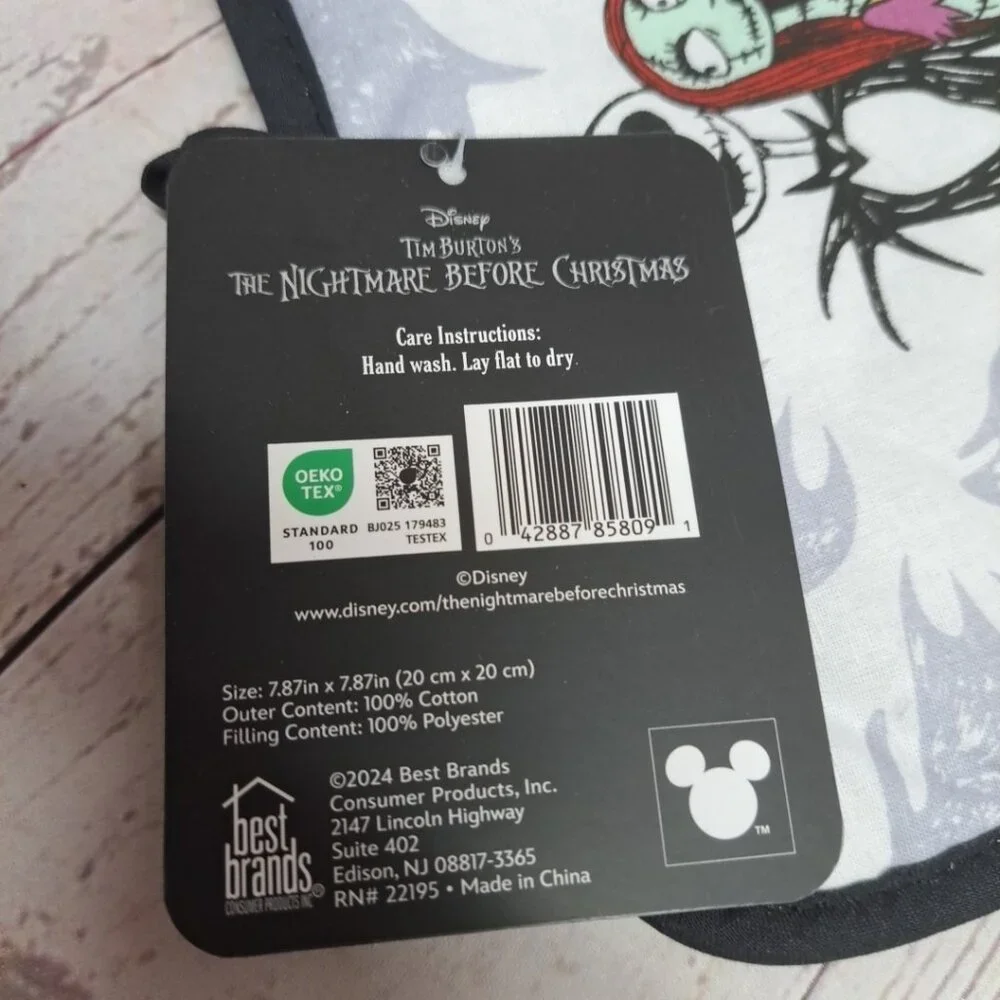 Disney Tim Burton’s The Nightmare Before Christmas Jack Sally 2 Pot Holders‎ NWT